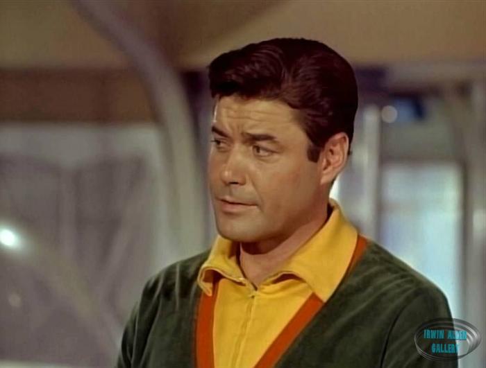 Guy Williams in Rocket to Earth
