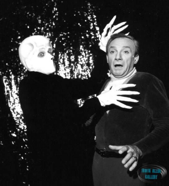 Jonathan Harris with an Invader