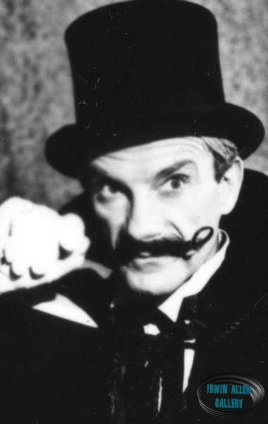 Jonathan Harris in The Galaxy Gift