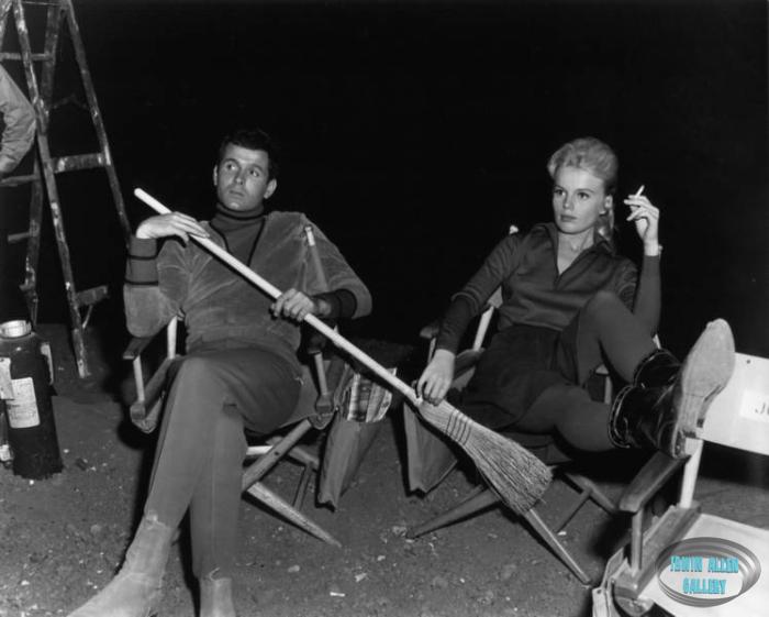 Mark and Marta relax between takes