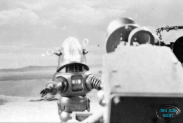 Robby the Robot in War of the Robots