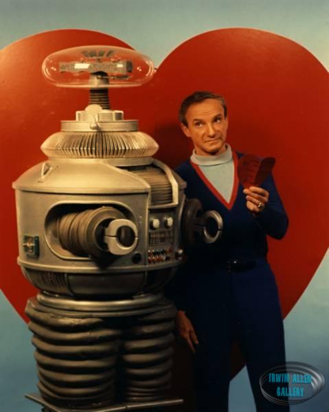 A Romantic Moment for Robot and Dr. Smith