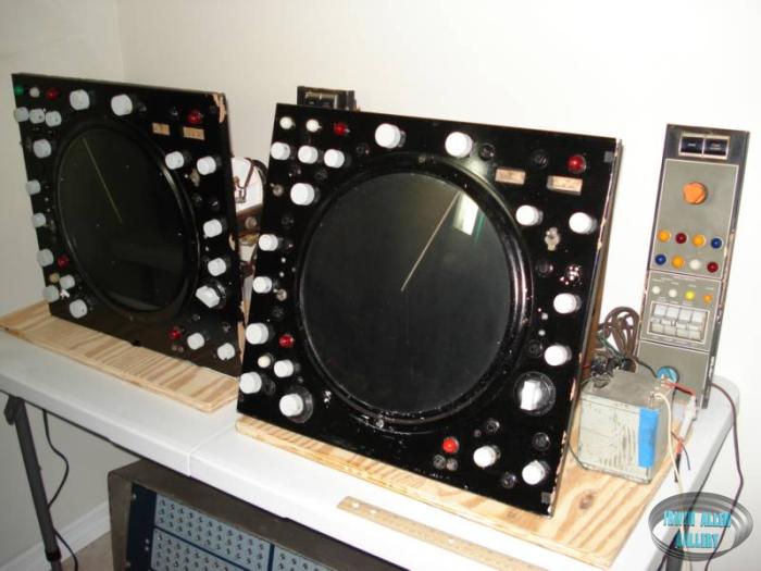 Flight Console Radar and Switch Panel Props