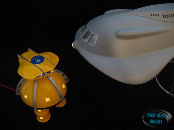 Mini Flying Sub and Deep Sea Lab