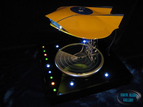 Moebius Flying Sub with Custom Base and Stand