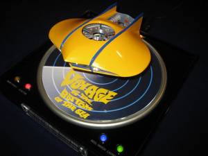 Monogram Flying Sub