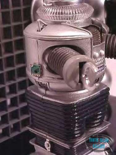 Robby the Robot and the B-9 Robot from Lost in Space episode: "War of the Robots"