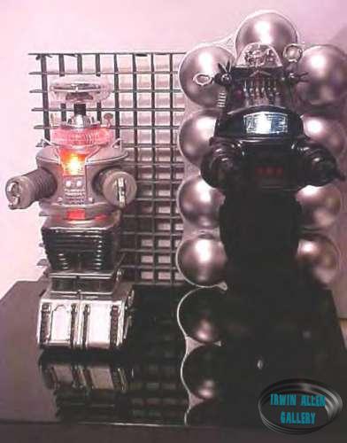Robby the Robot and the B-9 Robot from Lost in Space episode: "War of the Robots"