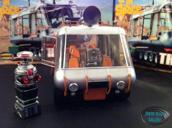 Moebius Models Chariot Build with Robot