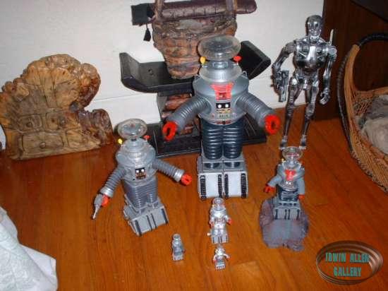 18" Masudaya B9 Robot and friends