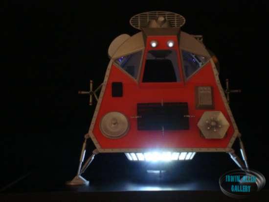 Professional Build of Moebius Models Space Pod