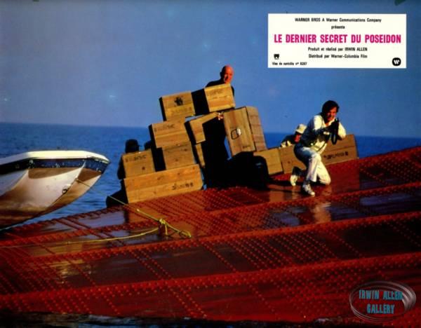 Beyond the Poseidon Adventure French Lobby Card