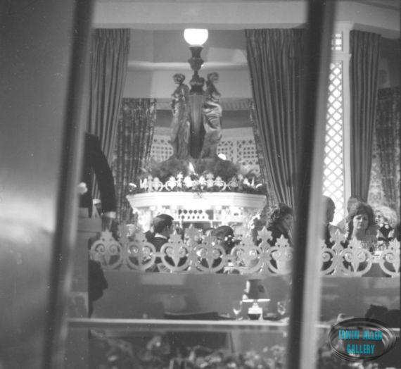 The Promenade Room Set