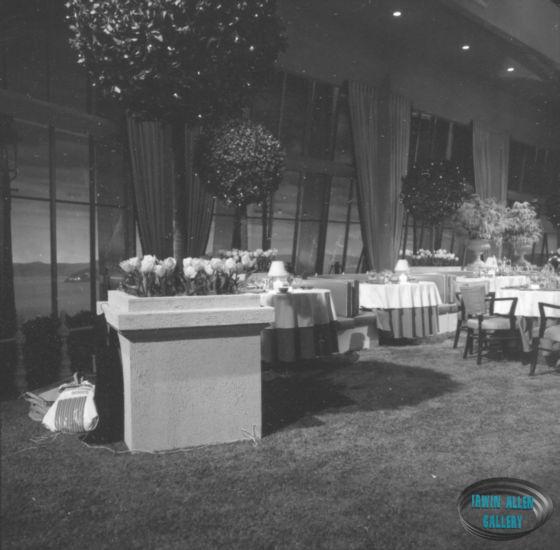 The Promenade Room Set