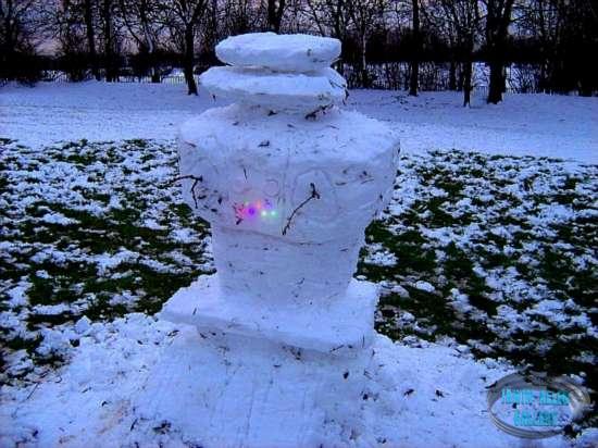 Snow Robot built by Kelvin Hendry in February 2009