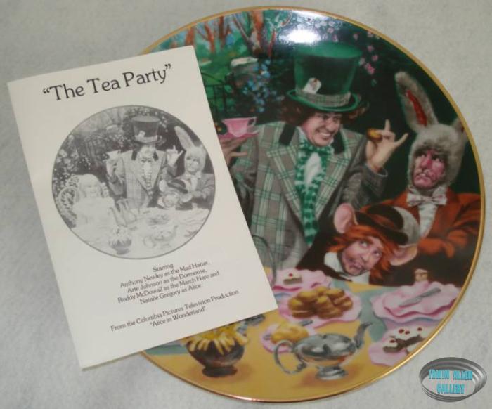 Alice in Wonderland Tea Party Plate Note