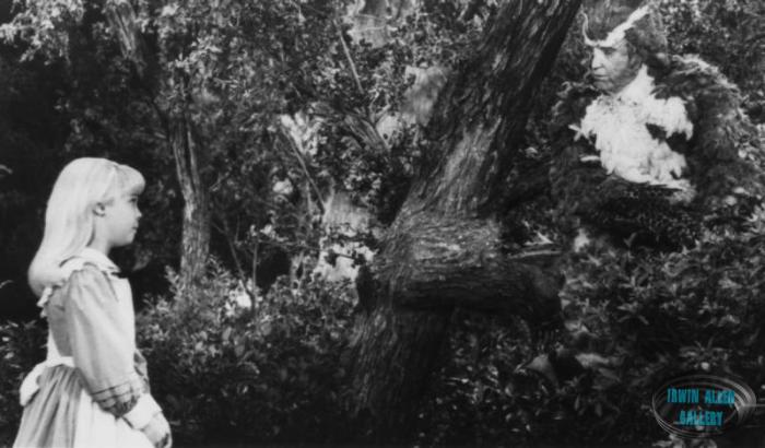 Alice meets the Owl (Jack Warden)