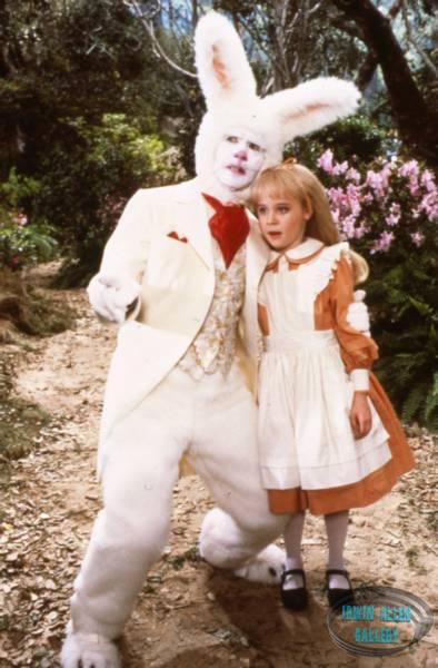 Alice and The White Rabbit (Red Buttons)