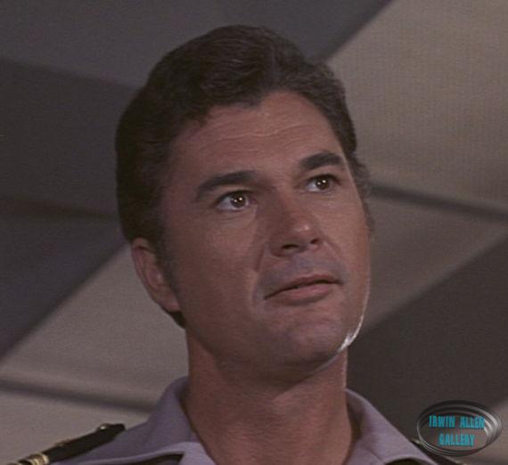 Robert Colbert - Commander Woodie Patterson