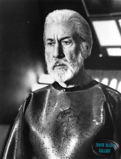 Jos&eacute; Ferrer as Captain Nemo