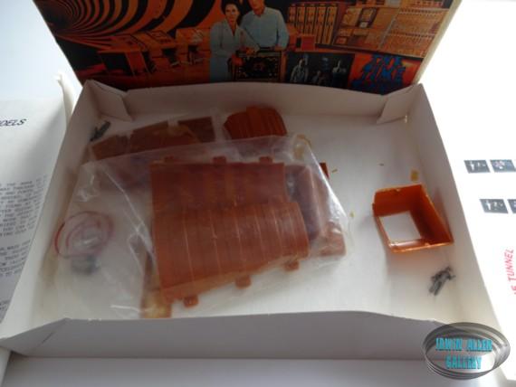 Lunar Models Fujimi Time Tunnel Model Kit