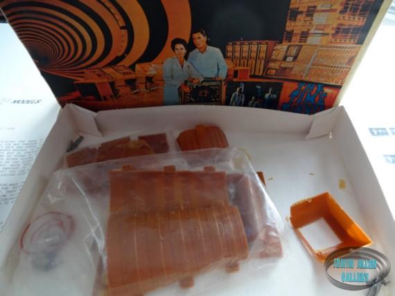 Lunar Models Fujimi Time Tunnel Model Kit