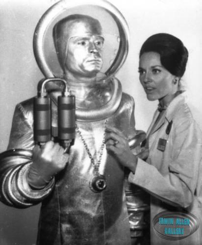 Del Monroe and Lee Meriwether