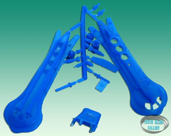 Mini Plastic Seaview Model Pieces