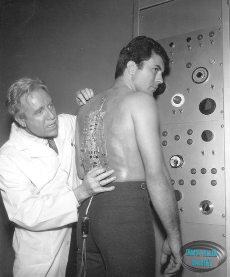 Arthur O'Connell and James Darren